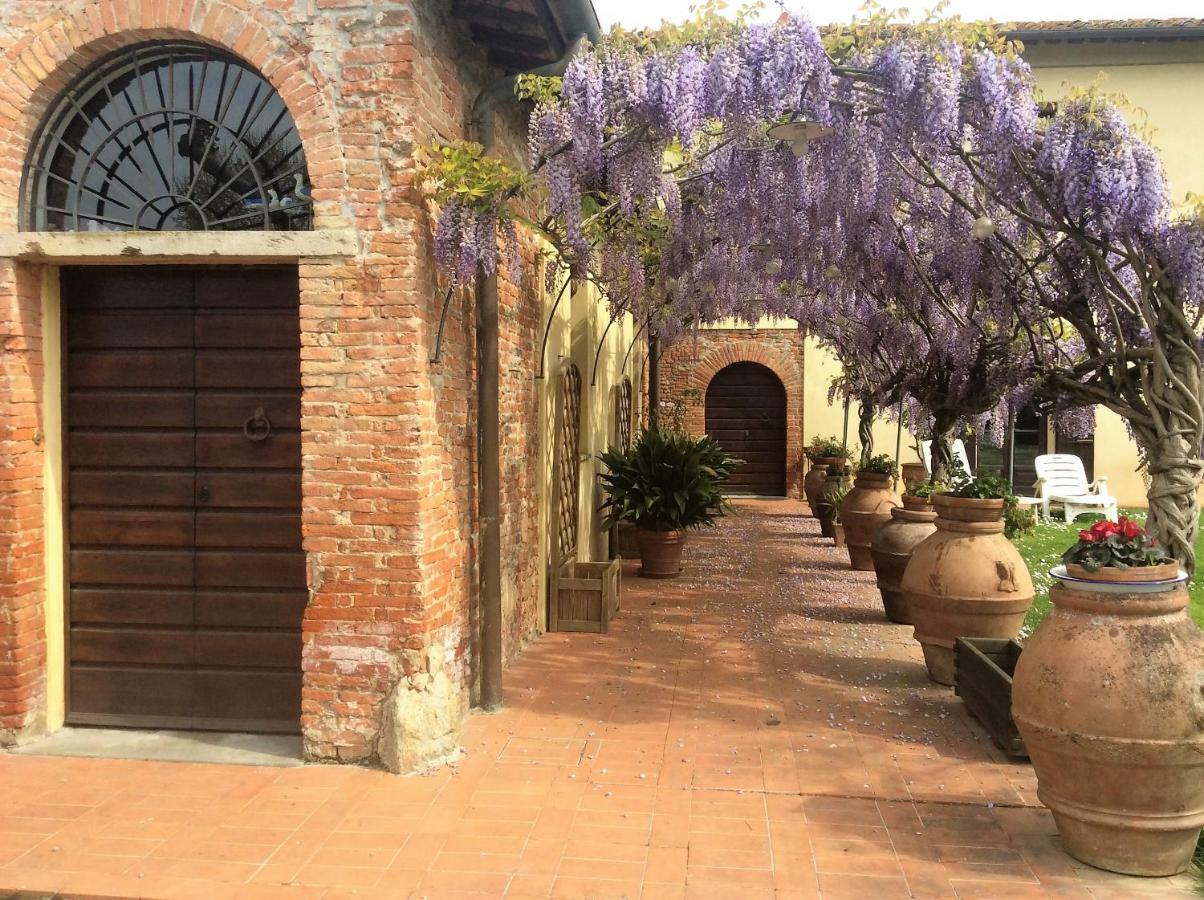 Bed And Breakfast Queen Pisa Exterior foto