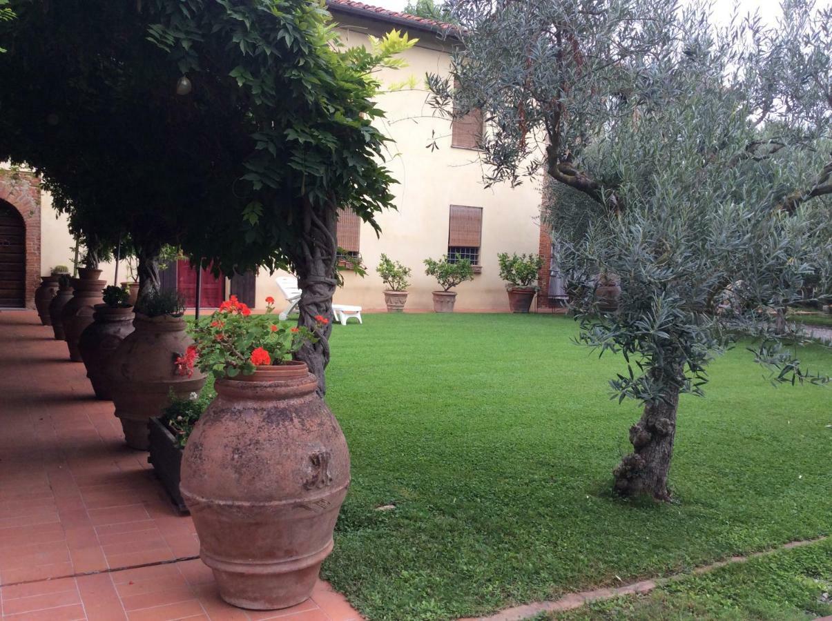 Bed And Breakfast Queen Pisa Exterior foto
